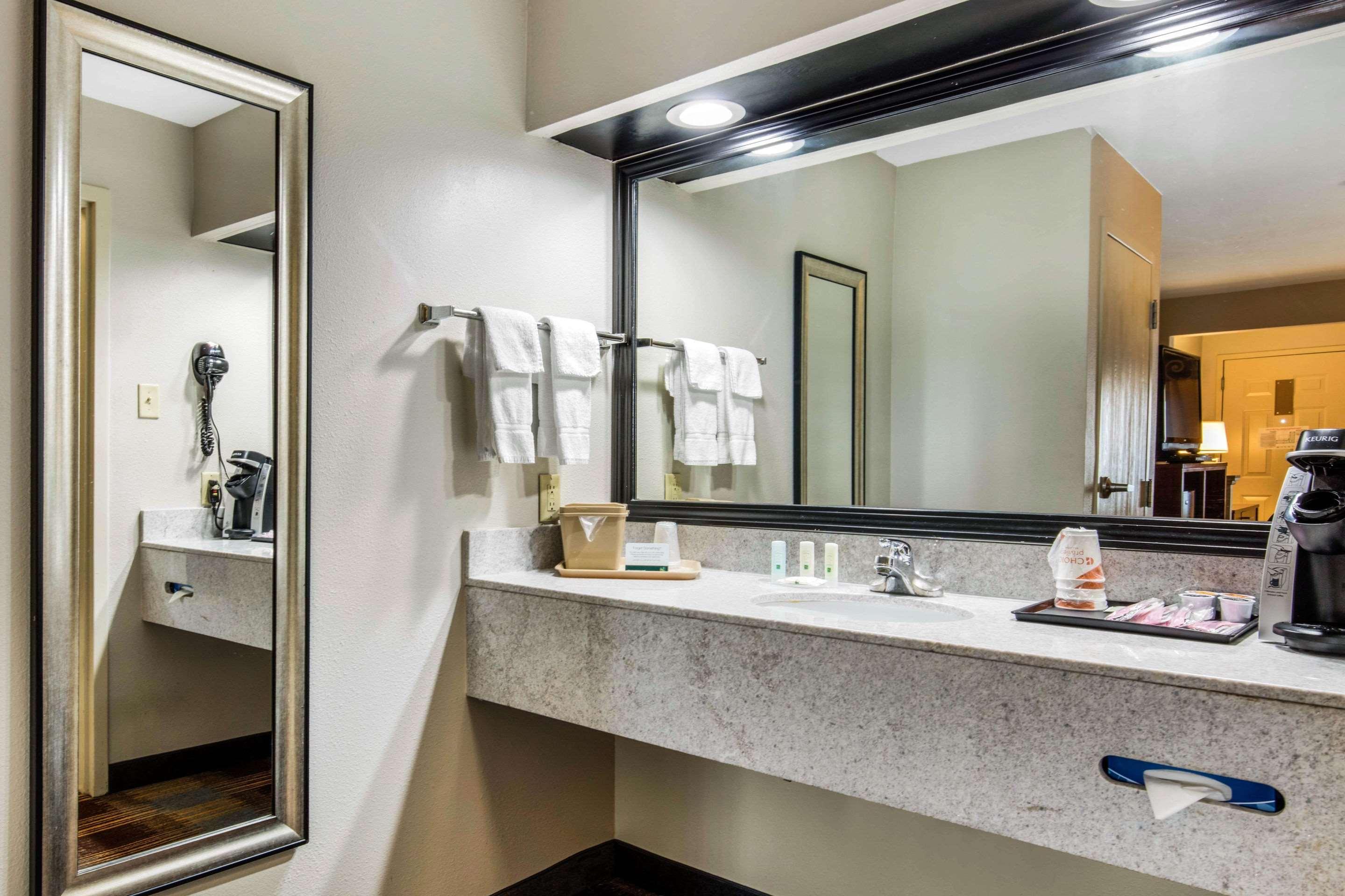 Quality Inn Airport I-240 Memphis Esterno foto